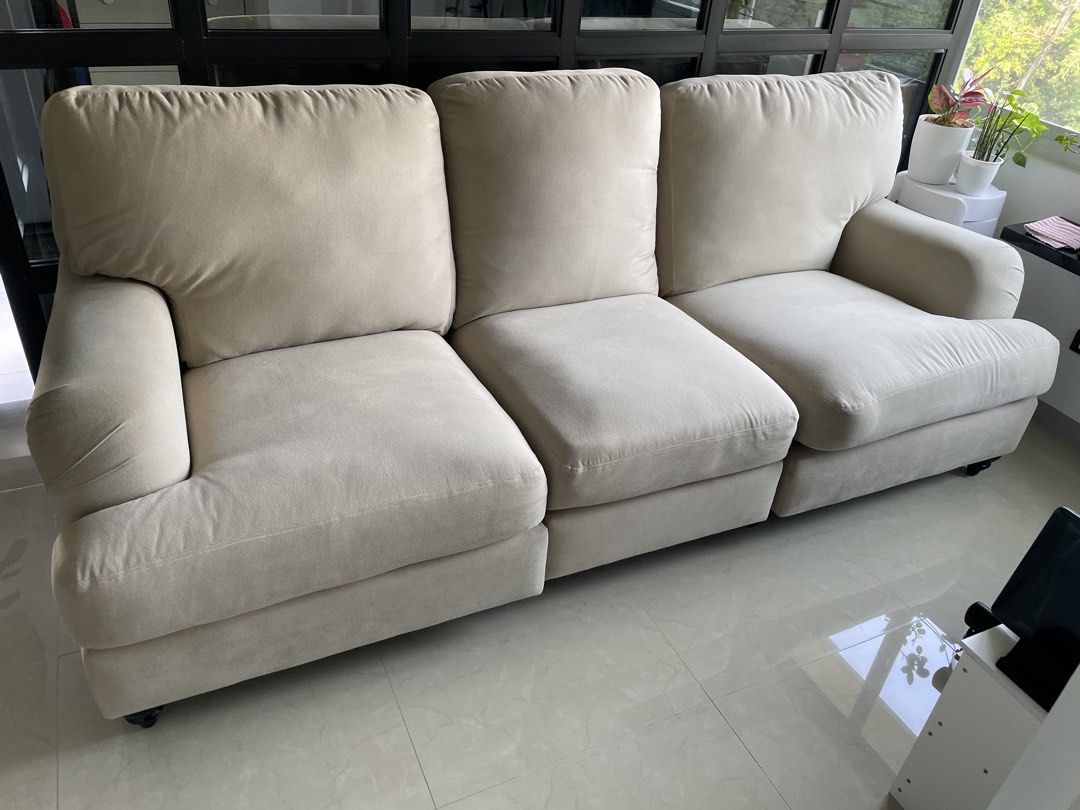 3 piece couch 3 seater (Category: Sofas) located in Pasig City. Submitted by ab218 (Listing ID 1452759298, Image 3). Description: Length - 8ft Height - 3ft Depth - 3ft 3 pc detachable sofa Beige/Cream/Light Color Couch is 2 yrs old Bought at Mauve No issue; just signs of usage RFS: Need to make room for an office area in our condo. This is too big for us. Pickup c/o buyer From Php 30,000 down to Php 23,000.