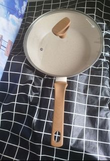 （分類：）位於 。 由 starmoonu 提交（商品編號 1452728809，圖片 1）。簡介： 。