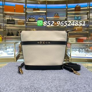 （分類：）位於 。 由 horoluxe 提交（商品編號 1452725811，圖片 1）。簡介： 。