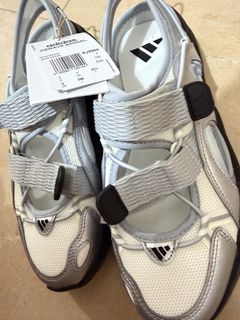 （分類：）位於 。 由 babyshop36 提交（商品編號 1452738784，圖片 1）。簡介： 。