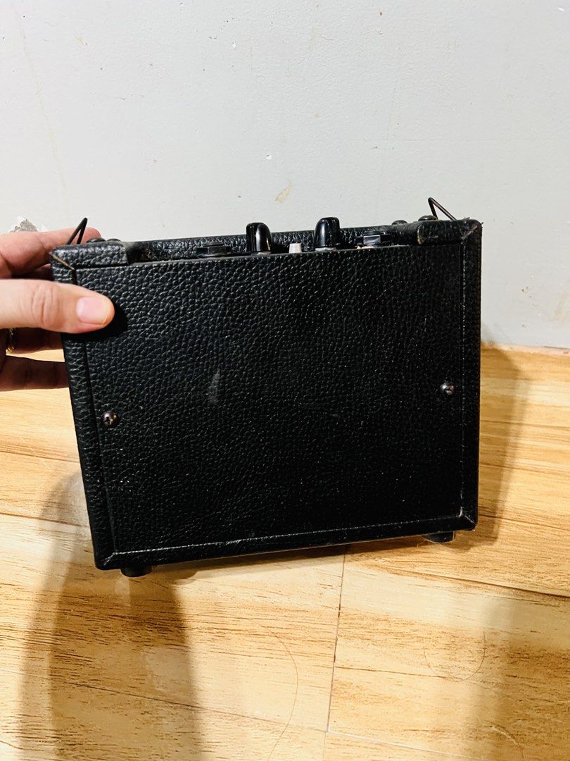 Affordable Mavis GR-1 mini amplifier 20x15cm 😍👌🏻 (Category: Soundbars, Speakers & Amplifiers) located in Malolos. Submitted by afford.japan (Listing ID 1452803319, Image 3). Description: Affordable Mavis GR-1 mini amplifier 20x15cm 😍👌🏻.