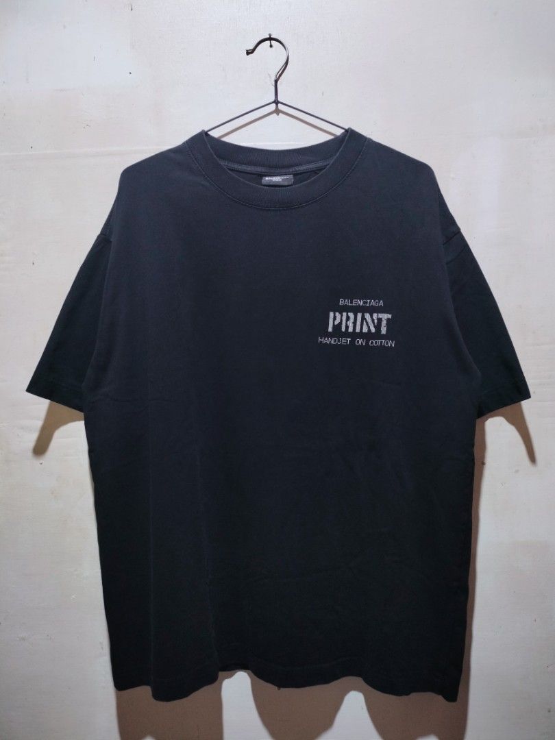 BALENCIAGA PRINT LOGO (22by27) (Category: Tshirts & Polo Shirts ) located in San Joaquin. Submitted by myksss19 (Listing ID 1452821122, Image 1). Description: .