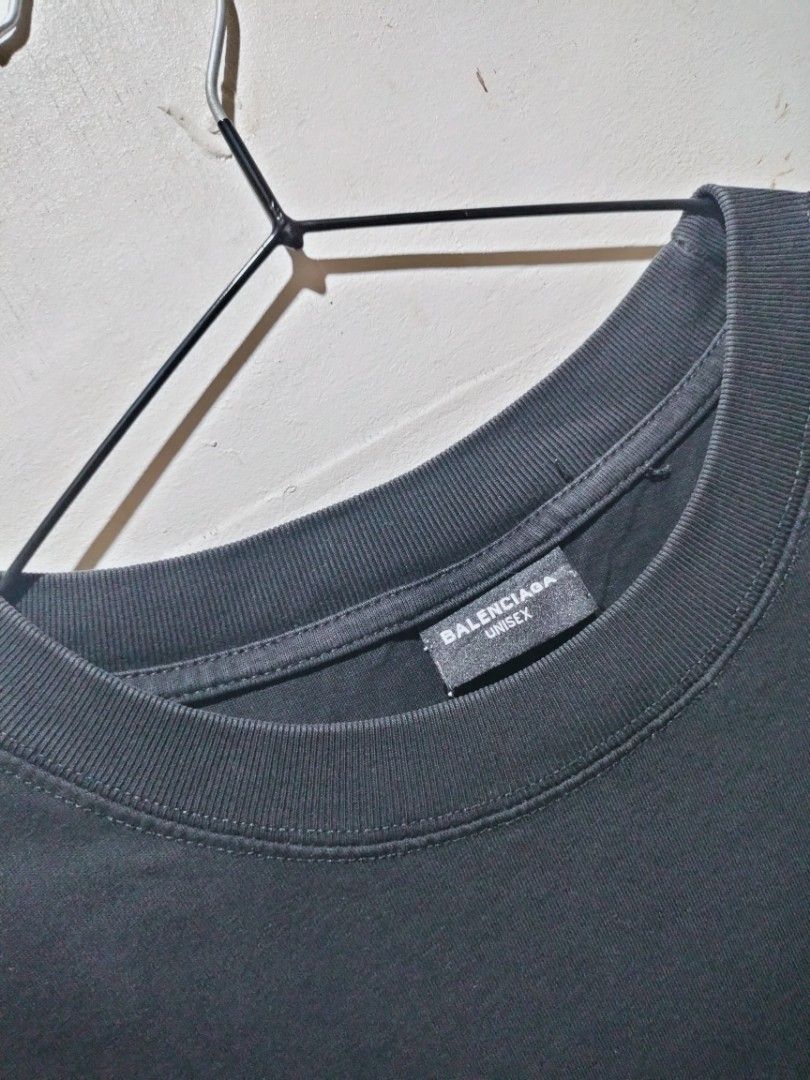 BALENCIAGA PRINT LOGO (22by27) (Category: Tshirts & Polo Shirts ) located in San Joaquin. Submitted by myksss19 (Listing ID 1452821122, Image 3). Description: .
