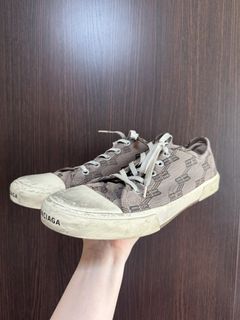 (Category: ) located in . Submitted by allthingsfashionsg (Listing ID 1452766118, Image 1). Description: .