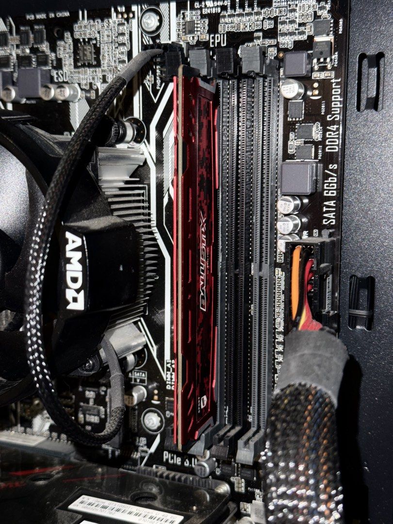 Basic gaming cpu (Category: Desktops) located in Kuala Lumpur. Submitted by aizatadyikram (Listing ID 1452830100, Image 3). Description: Amd Ryzen 5 1500X 3.5ghz 8gb RAM GTX 1050ti Cod Bandar Puteri Bangi.