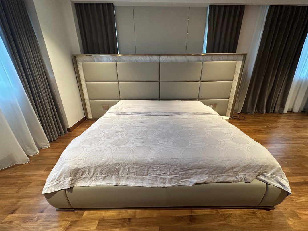 Bed frame (Category: Bed Frames & Mattresses) located in Singapore. Submitted by thygrace (Listing ID 1452862468, Image 2). Description: Brand new king size bed frame for sale. Genuine marble with LED light Measurement - 366*224*149 (external) 180*200 (internal).