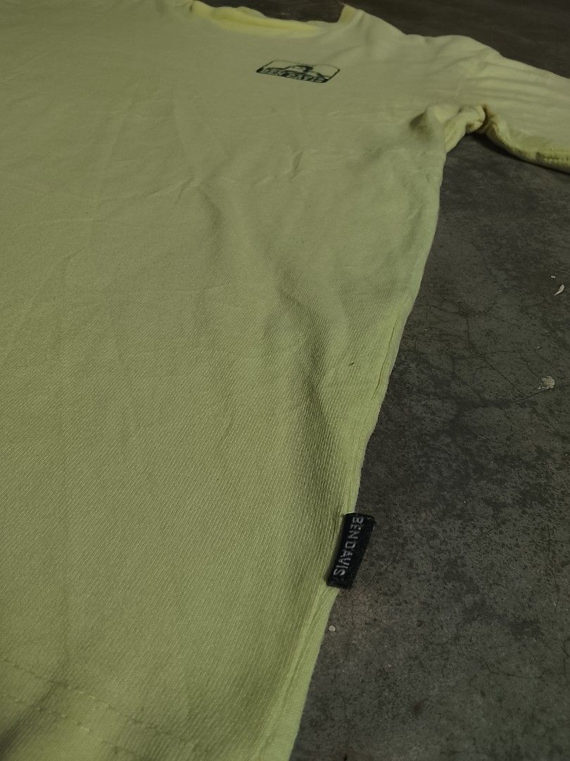 Ben davis (Category: Activewear) located in Kuala Lumpur. Submitted by totsbundle1986 (Listing ID 1452834328, Image 3). Description: hai gais, refer pic gais, any detail pm me gais, loc putrajaya presint 11 wasap me 0189775646 tq gais pos by jnt* dfod* trusted seller gais.