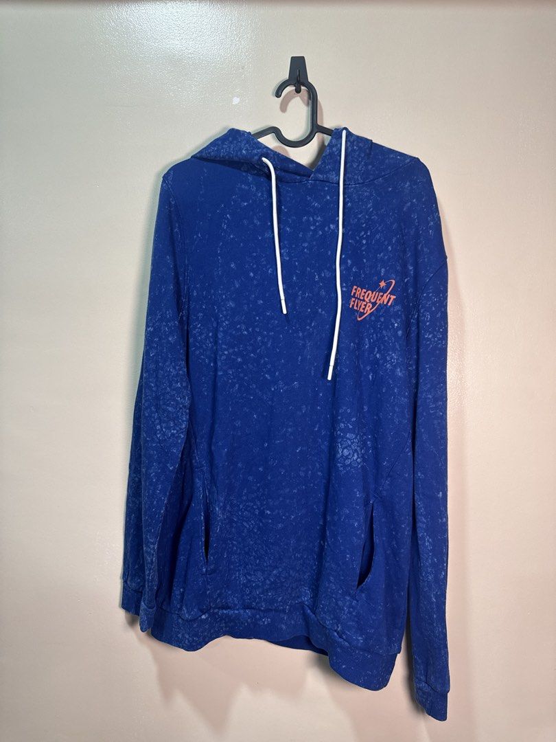 bershka blue hoodie (Category: Hoodies) located in Quezon City. Submitted by fashionifywardrobe8899 (Listing ID 1452738960, Image 1). Description: small medium.