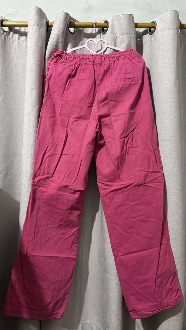 BERSHKA Pink Parachute Pants (Category: Jeans) located in Makati City. Submitted by jullienenn (Listing ID 1452825723, Image 2). Description: .