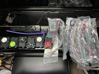 （分類：）位於 。 由 peterchoi1999 提交（商品編號 1452733713，圖片 1）。簡介： 。