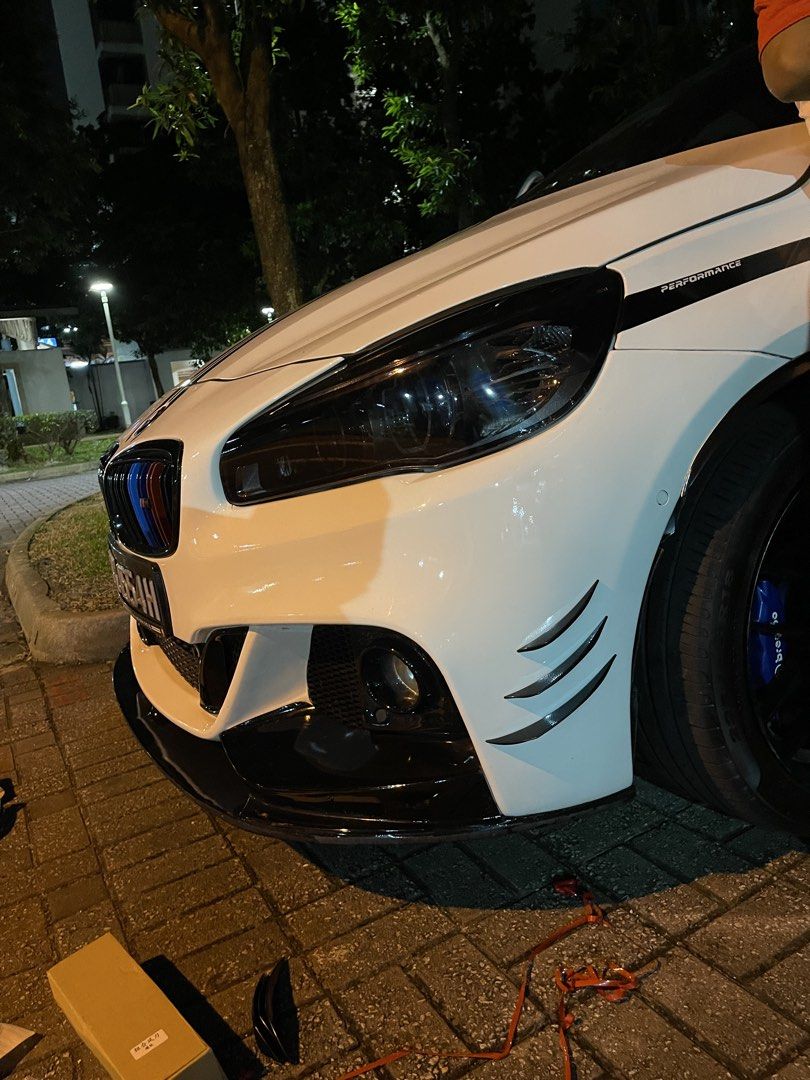 BMW 2 Series Gran Tourer Diesel 216d (A) (Category: Used Cars) located in Singapore. Submitted by epichorse.732847 (Listing ID 1452838479, Image 2). Description: If anyone interested my full mode car contact me faster at 84488518 .