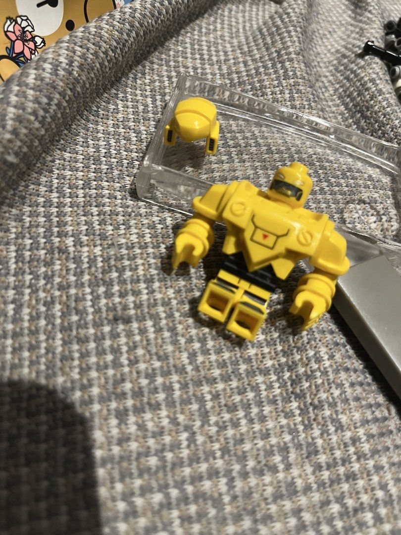 Brawl Stars Gold Mecha Bo (Category: Designer & Blind Box Toys) located in Pasay City. Submitted by beye01 (Listing ID 1452867812, Image 3). Description: Brawl stars gold mecha bo. Please check out my other items for sale. Thank you..