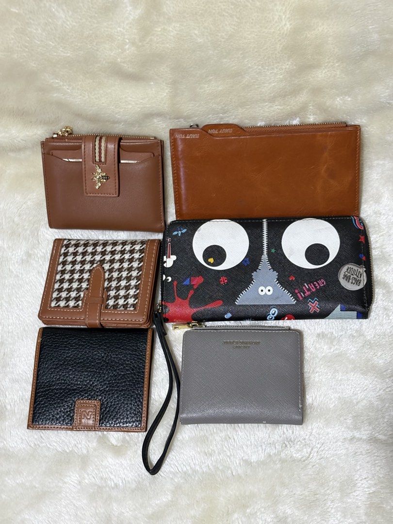 BUNDLE wallets (Category: Wallets & Card holders) located in Malolos. Submitted by bag_gallery (Listing ID 1452778601, Image 1). Description: What you see is what you get. No major sign of wear.