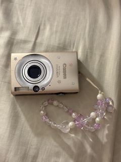 (Category: ) located in . Submitted by lia078 (Listing ID 1452830954, Image 1). Description: .