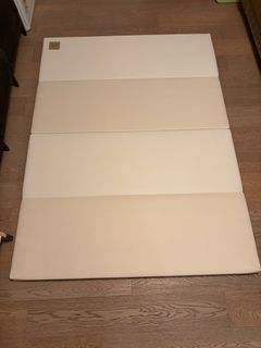 （分類：）位於 。 由 lopi7 提交（商品編號 1452836894，圖片 1）。簡介： 。