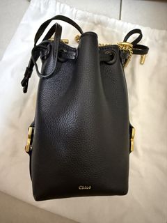 （分類：）位於 。 由 todoasonepleases 提交（商品編號 1452789339，圖片 1）。簡介： 。