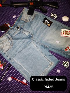 (Category: ) located in . Submitted by RM10_SWEATSHIRTHOODIE (Listing ID 1452741837, Image 1). Description: .