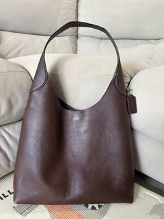 (Category: ) located in . Submitted by bluelove_boutique (Listing ID 1452765553, Image 1). Description: .