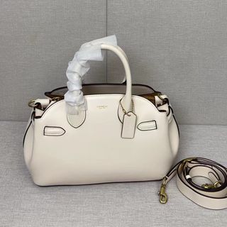 (Category: ) located in . Submitted by lovecollector. (Listing ID 1452865686, Image 1). Description: .