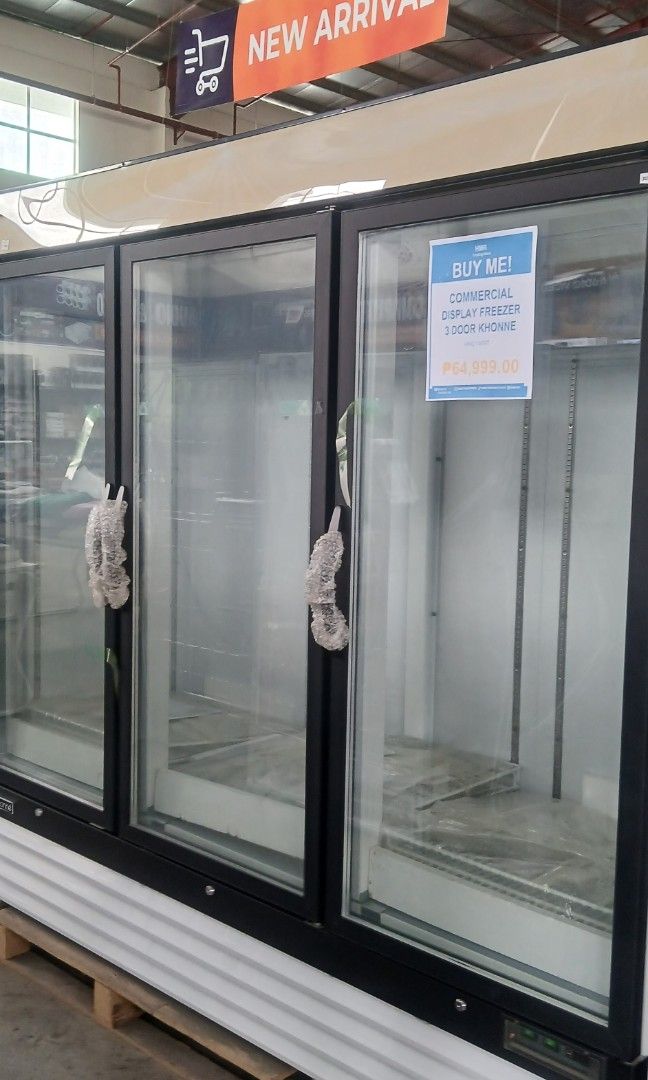 COMMERCIAL DISPLAY FREEZER. 3 DOORS. KHONNE (Category: Refrigerators and Freezers) located in Quezon City. Submitted by AlexaXander (Listing ID 1452727326, Image 1). Description: *COMMERCIAL DISPLAY FREEZER. * 3 DOORS *BRAND: KHONE *MODEL #: HGD-72R KHONNE *220 VOLTS *FOR MORE DETAILS: PLS. CALL OR TEXT CP #: 09081334158.