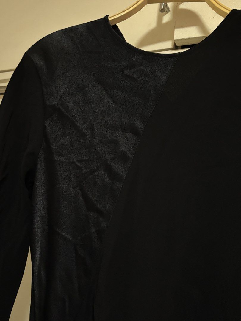 COS Black Midi Dress (Category: Dresses) located in Quezon City. Submitted by hscherryy (Listing ID 1452705030, Image 2). Description: .