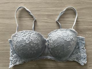 (Category: ) located in . Submitted by femme_luxury (Listing ID 1452715374, Image 1). Description: .