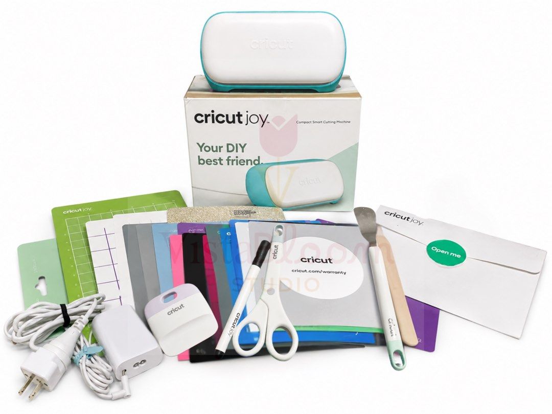 Cricut Joy (Category: Craft Supplies & Tools) located in Manila. Submitted by thriftbyjellizza (Listing ID 1452757497, Image 1). Description: ✨ For Sale: Cricut Joy (Complete Set) ✨ 📌 Bought Price: PHP 7,474 (received March 2026) 💰 Selling Price: PHP 6.5k (negotiable for sure buyers) 📦 Inclusions: Complete set as seen in photo 📝 Reason for Selling: Hindi nagagamit / naasikaso 📍 Location: North Fairview, QC. Perfect for crafting, journaling, 