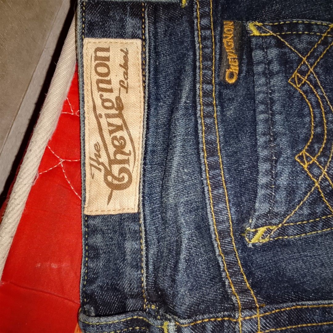 Denim Jeans Vintage Chevignon Denim (Category: Jeans) located in Manila. Submitted by moodybluess (Listing ID 1452753392, Image 3). Description: Vintage Chevignon Denim Jeans 🇫🇷 Vintage Chevignon Denim 👖 Nicky Cigarette Fit 🧵 Heavyweight Premium Cotton Denim ✨ Natural whiskering & fade from wear 📏 Waist: 15" (30") 📏 Length: 41" 💯 Preloved | Good Condition.