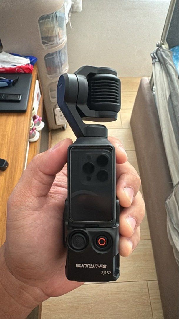 DJI Osmo Pocket 4 Gimbal Stabilizer Essential Combo (Category: Gimbals & Stabilizers ) located in Manila. Submitted by rullodaanpernee-63999 (Listing ID 1452759986, Image 3). Description: - DJI Osmo Pocket 4 Essential Combo - Includes carrying case, charging cable, and adapters - Original box included - Ideal for capturing smooth, stabilized video footage - Great for content creators and travelers FS : DJI OSMO POCKET 4 Selling my DJI OSMO POCKET