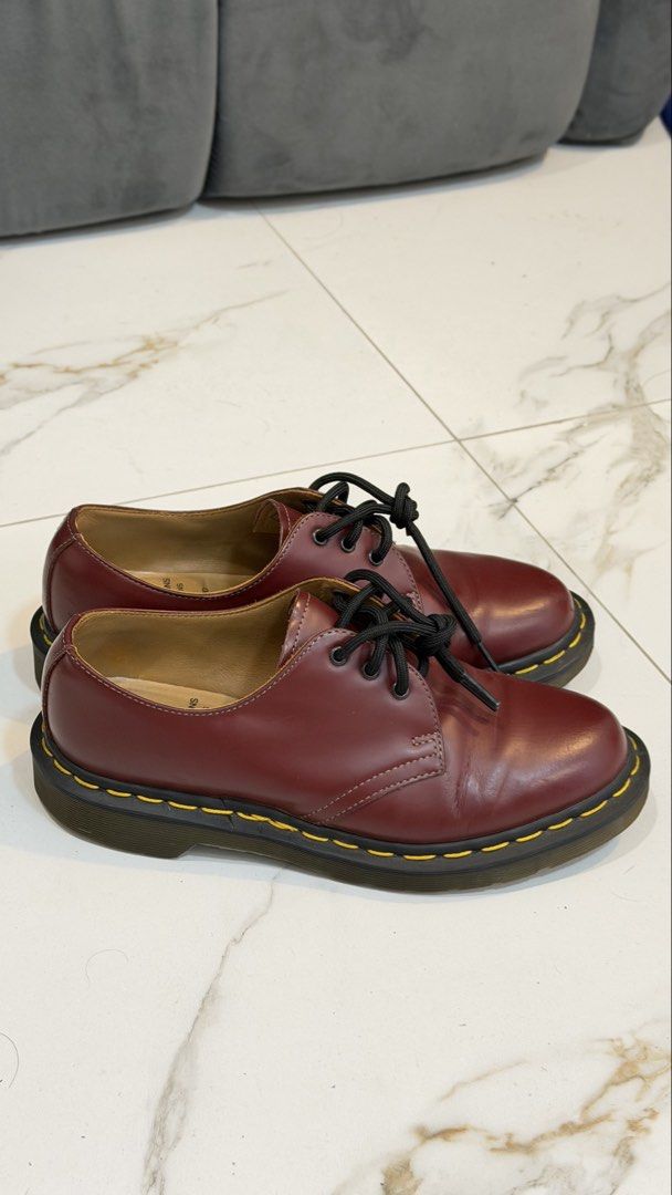 Doc Martens x Commes de Garcon Cherry Lace Up (Category: Boots) located in Rizal. Submitted by okcath (Listing ID 1452748721, Image 3). Description: Good as new No box.