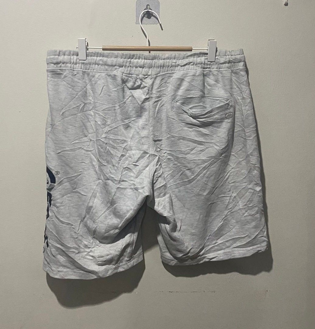Ecko Unlimited Sweat Short (Category: Shorts) located in San Carlos City. Submitted by latumsthrift (Listing ID 1452835228, Image 2). Description: Ecko Unlimited Sweat Short Size Large on tag Waistline 36-38 Length 21 Leg Hole 12 Excellent Condition Dm📩.