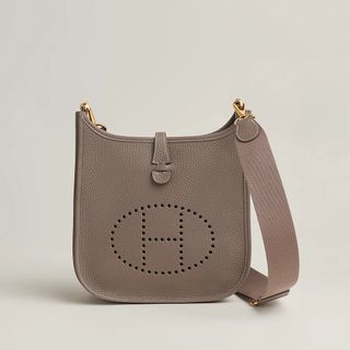 （分類：）位於 。 由 chanshin_hermes 提交（商品編號 1452766101，圖片 1）。簡介： 。
