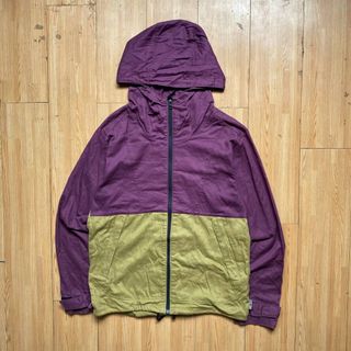 (Category: ) located in . Submitted by outdoor_threadsss (Listing ID 1452847295, Image 1). Description: .