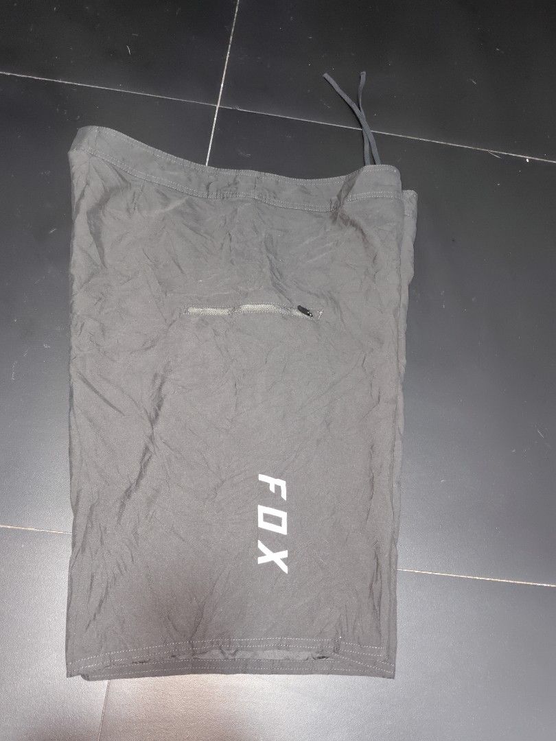 Fox shorts (Category: Shorts) located in San Juan City. Submitted by swiftfox.62e2f4 (Listing ID 1452713092, Image 3). Description: for sale authentic fox shorts size 40.