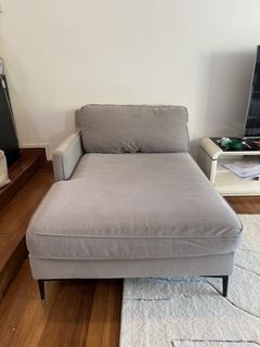 (Category: ) located in . Submitted by dezbow (Listing ID 1452730497, Image 1). Description: .