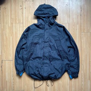 (Category: ) located in . Submitted by outdoor_threadsss (Listing ID 1452853364, Image 1). Description: .
