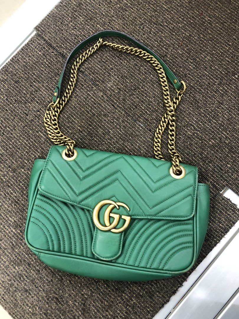 GUCCI MARMONT (Category: Shoulder Bags) located in Manila. Submitted by beyondessence (Listing ID 1452799568, Image 1). Description: GUCCI MARMONT EXCELLENT CONDITION J&T EXPRESS.