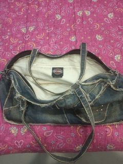 (Category: ) located in . Submitted by bali7769 (Listing ID 1452831731, Image 1). Description: .
