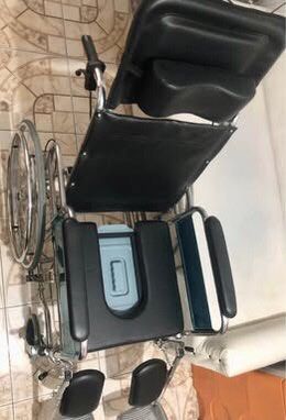 Heavy duty wheelchair (Category: Medical Supplies & Tools) located in Mabalacat. Submitted by adamtroy (Listing ID 1452705613, Image 3). Description: Heavy duty wheelchair Can recline to sleeping position With commode .
