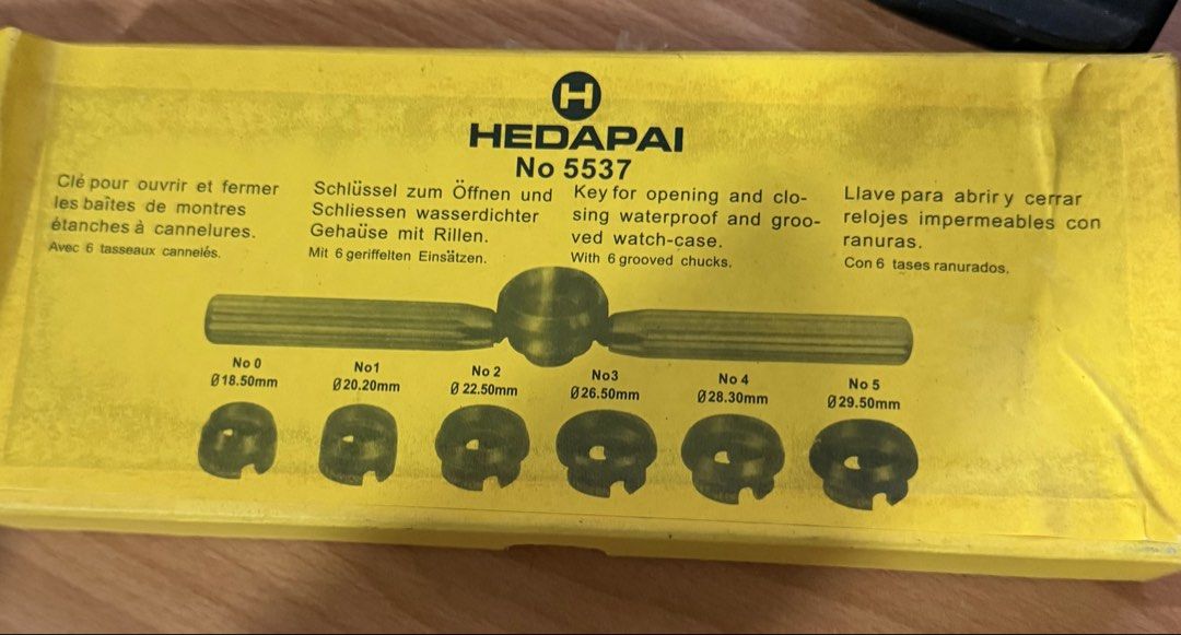HEDAPAI No 5537 Watch Case Opener Tool Set (Category: Accessory Holder, Box & Organizers) located in Manila. Submitted by eicho (Listing ID 1452829537, Image 1). Description: - HEDAPAI Watch Case Opener Tool Set (Model 5537) - Designed for opening and closing waterproof and grooved watch cases - Set includes: 1 handle and 6 grooved chucks (numbered 0-5) - Chuck diameters: 18.50mm, 20.00mm, 22.50mm, 25.00mm, 27.50mm, 29.50mm - Ideal for watch repa