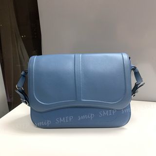 （分類：）位於 。 由 smip_bag 提交（商品編號 1452769461，圖片 1）。簡介： 。
