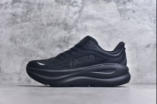 (Category: ) located in . Submitted by Outlet.Sneakers (Listing ID 1452704113, Image 1). Description: .