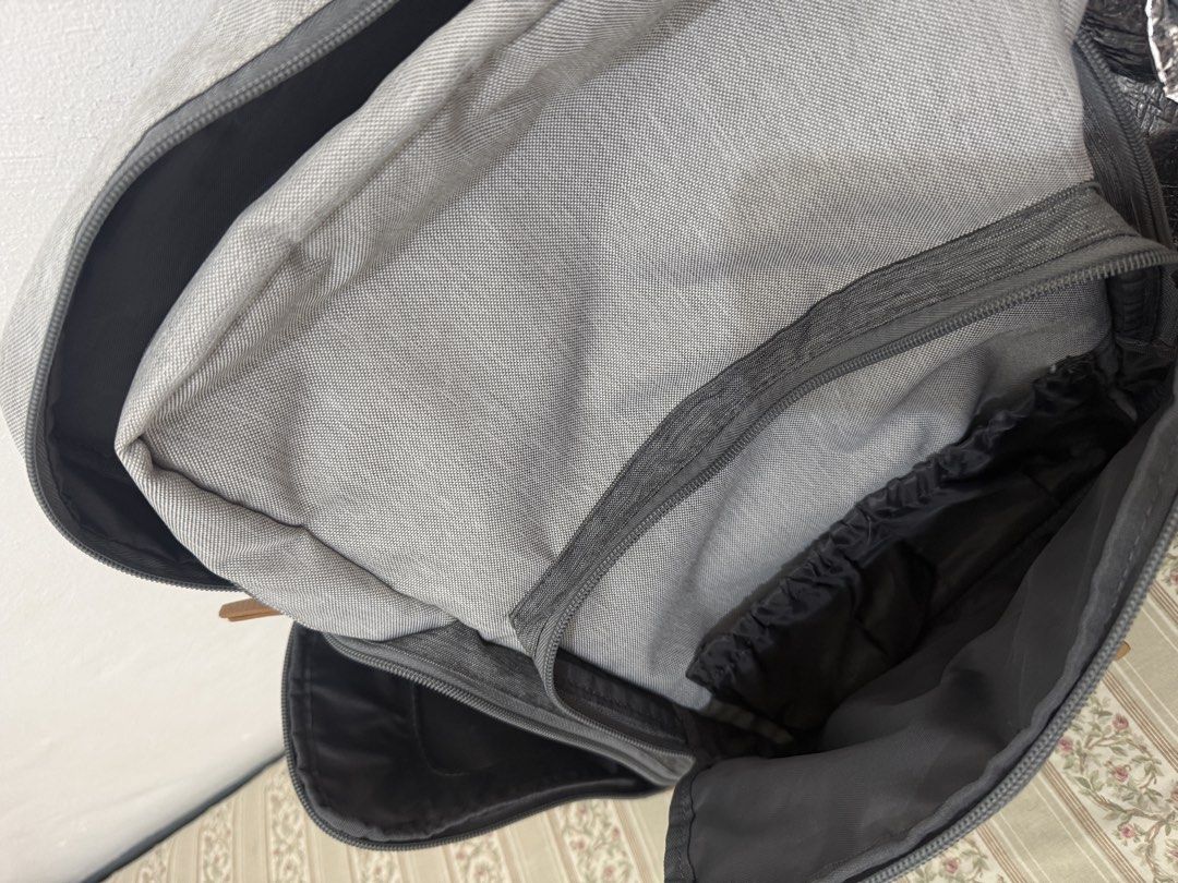iPack Baby Diaper Bag Backpack Grey (Category: Diaper Bags & Wetbags) located in Mandaluyong City. Submitted by kellymicaela (Listing ID 1452709498, Image 3). Description: - Grey iPack Baby diaper bag backpack - Multiple compartments for organized storage - Convenient side pockets and front flap pocket - Clean interior .