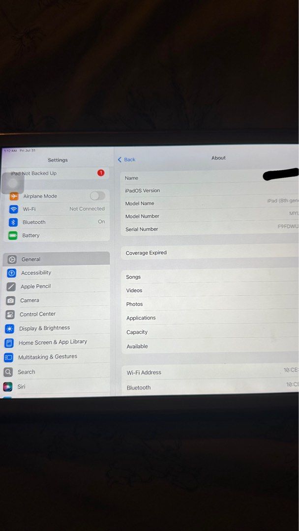 Ipad 8th Gen (32 gb only) (Category: iPad) located in Manila. Submitted by stargaps (Listing ID 1452862711, Image 1). Description: Pang gamit lang magreview and netflix. Other than that wala na..