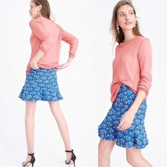 J Crew Blue Floral Skirt (Category: Skirts) located in Pasig City. Submitted by shopsmart.mnl (Listing ID 1452871522, Image 1). Description: In excellent almost new condition Length 16” Waist 27” .