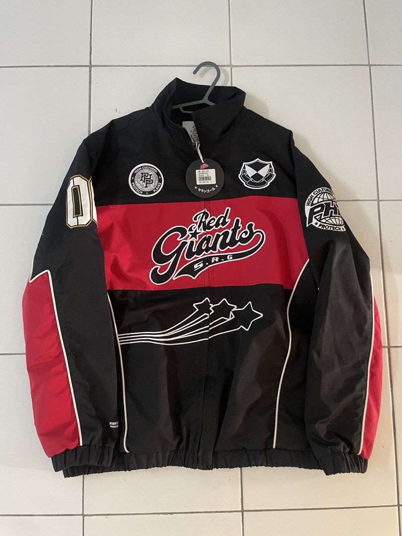 Jacket SRG (Category: Others) located in Klang. Submitted by muhamaddanish__ (Listing ID 1452810700, Image 1). Description: Repost Jacket SRG for sale Rm190 Size XL Condition 9.9/10 Cod Puchong / Shah Alam.