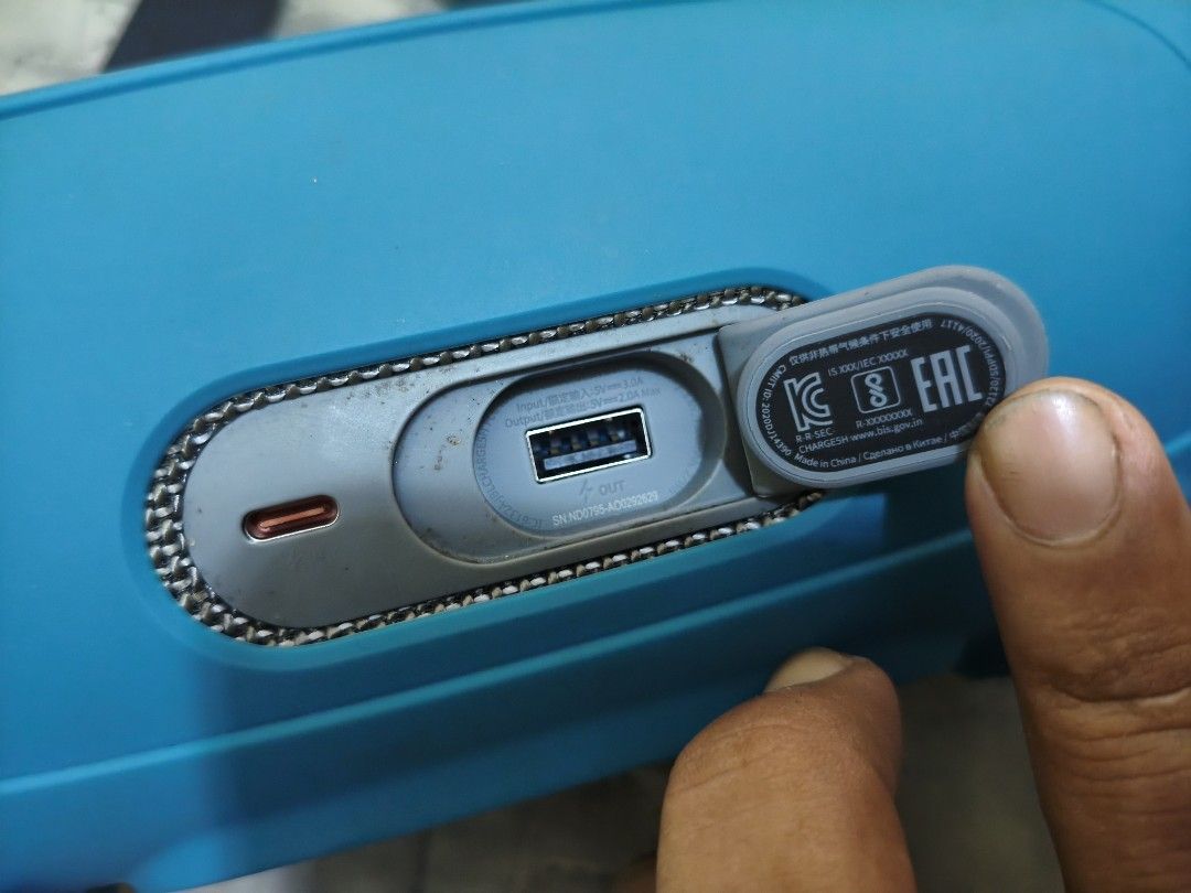 JBL Charge 5 (Category: Soundbars, Speakers & Amplifiers) located in Pasig City. Submitted by meyor_jut3rte (Listing ID 1452762610, Image 1). Description: Used but not abused JBL charge 5 Blue and Gray Color with Protective Casing and Strap. 4.5K each 8K for Both. RFS: Additional Funds for Party Box 720 .