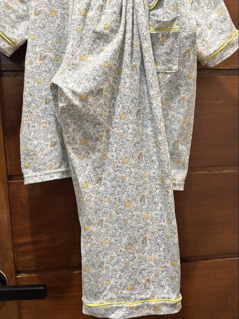 JC Pajama (Category: Undergarments & Loungewear) located in Los Banos. Submitted by myexcesstuff (Listing ID 1452836445, Image 3). Description: ✅ Last price posted! ✅ Fitted and washed only ✅ rfs is the pants are too short for me (seller sent the wrong measurements to me) ✅ bought it from Orange app ✅ fits up to S (if you're petite and thin) Reminder: SF to be paid by buyer. Shipping from Laguna..