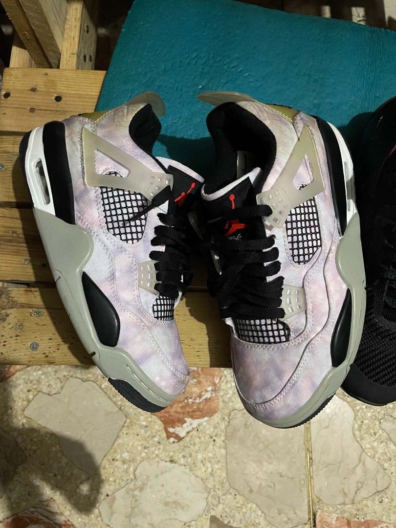JORDAN'S (Category: Casual Shoes) located in Manila. Submitted by daniel7584 (Listing ID 1452818986, Image 2). Description: (JORDAN'S FOR SALE) RFS: Need Funds (Both Size 7.5) Jordan Fly LockDown ColorWay: Black/Varsity Red-Dandelion Style: AJ9499-012 Air Jordan 4 Retro SE "Zen Master" ColorWay: Amethyst Wave/Bright Crimson/Black/Cement Grey Style: DH7138-506 Condition: Minimal Yellow Stain not usually wearing it, the shoes stock long while but m