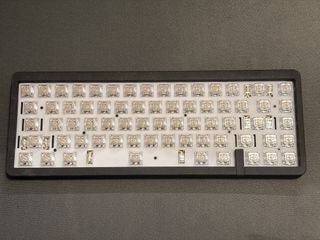（分類：）位於 。 由 arysefyrx 提交（商品編號 1452801942，圖片 1）。簡介： 。
